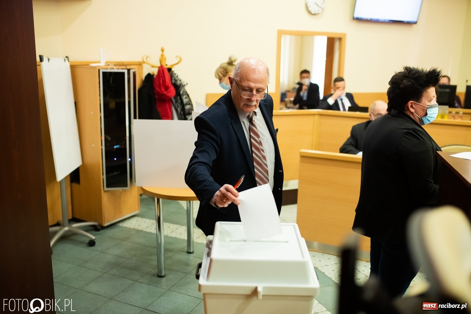 Zdjęcie w galerii na portalu naszraciborz.pl: Radni zatwierdzili pomoc miasta dla branży gastronomiczno-hotelarskiej wiadomości z regionu