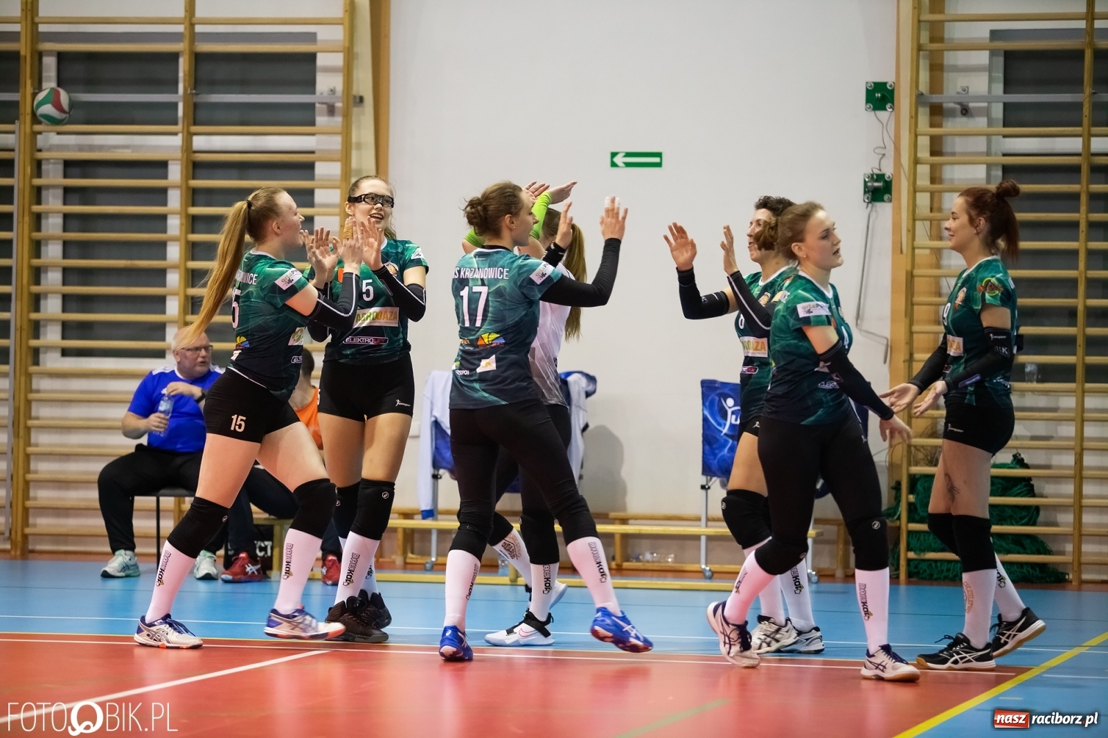 Zdjęcie w galerii na portalu naszraciborz.pl: Komplet punktów siatkarek Krzanowic [FOTO]  wiadomości z regionu