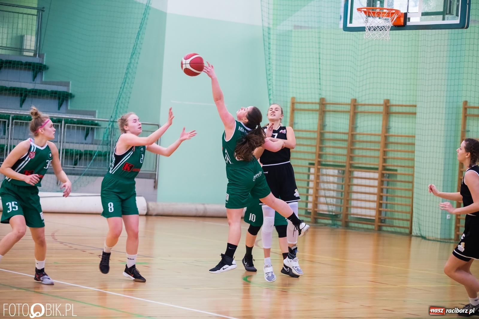 Zdjęcie w galerii na portalu naszraciborz.pl: Koszykówka. Porażka RKK AZS Racibórz na zakończenie sezonu [FOTO] wiadomości z regionu