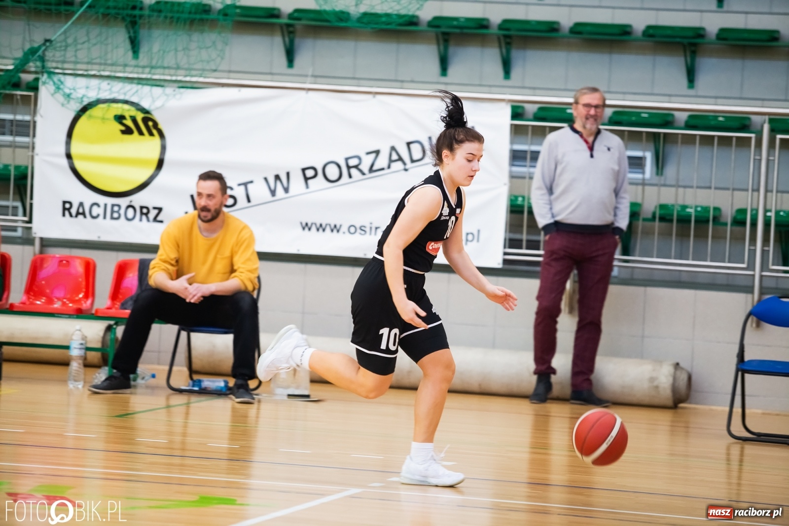 Zdjęcie w galerii na portalu naszraciborz.pl: Koszykówka. Porażka RKK AZS Racibórz na zakończenie sezonu [FOTO] wiadomości z regionu