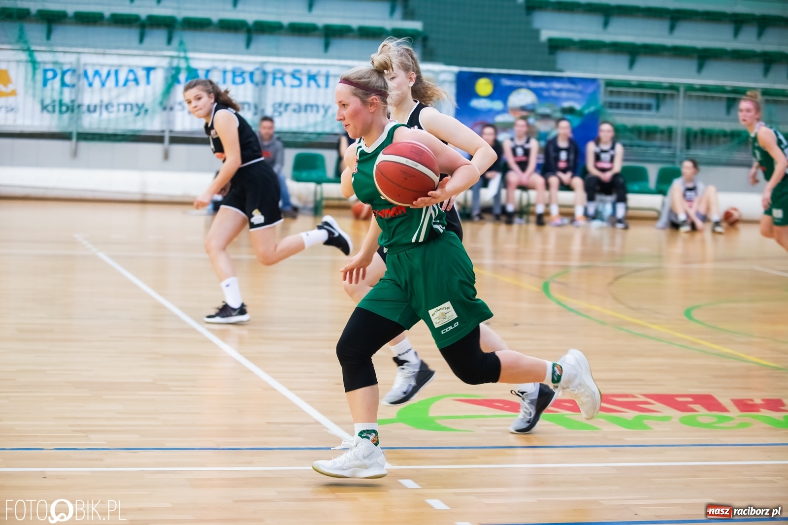 Zdjęcie w galerii na portalu naszraciborz.pl: Koszykówka. Porażka RKK AZS Racibórz na zakończenie sezonu [FOTO] wiadomości z regionu