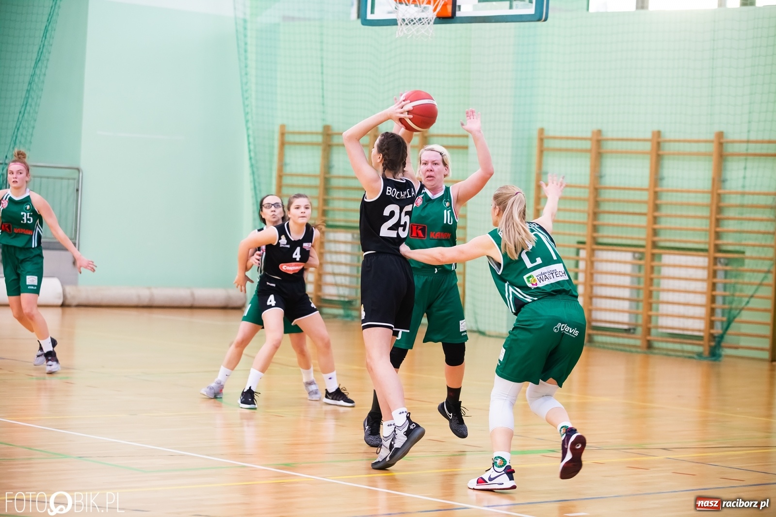 Zdjęcie w galerii na portalu naszraciborz.pl: Koszykówka. Porażka RKK AZS Racibórz na zakończenie sezonu [FOTO] wiadomości z regionu