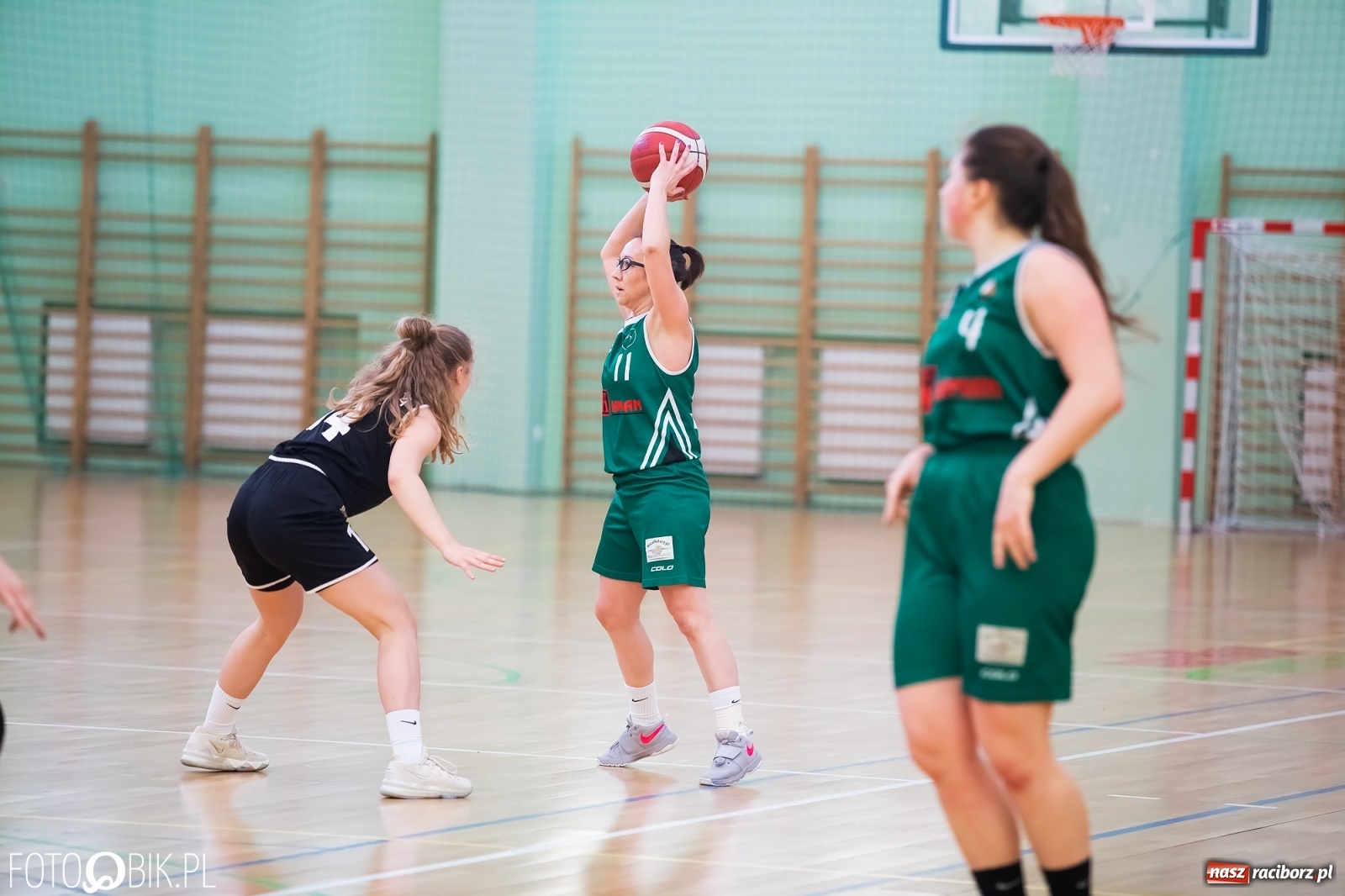 Zdjęcie w galerii na portalu naszraciborz.pl: Koszykówka. Porażka RKK AZS Racibórz na zakończenie sezonu [FOTO] wiadomości z regionu