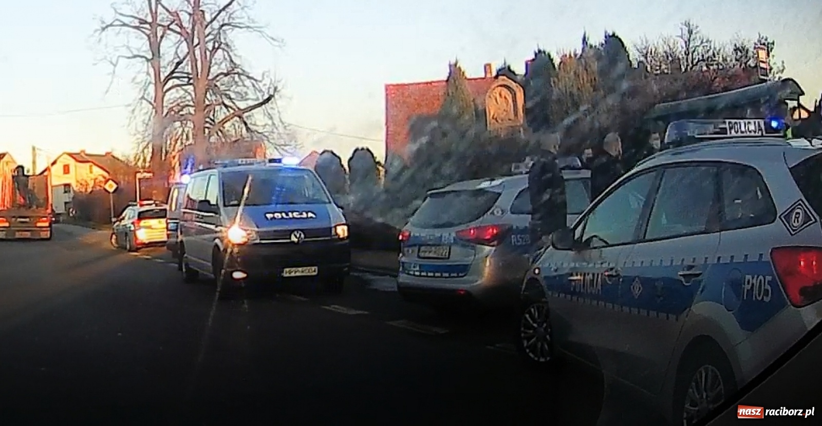 Zdjęcie w galerii na portalu naszraciborz.pl: Finał policyjnego pościgu z Bieńkowic do Raciborza [FOTO, WIDEO] wiadomości z regionu