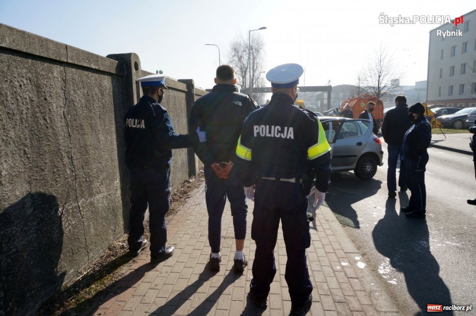 Zdjęcie w galerii na portalu naszraciborz.pl: Policyjny pościg ulicami Rybnika wiadomości z regionu