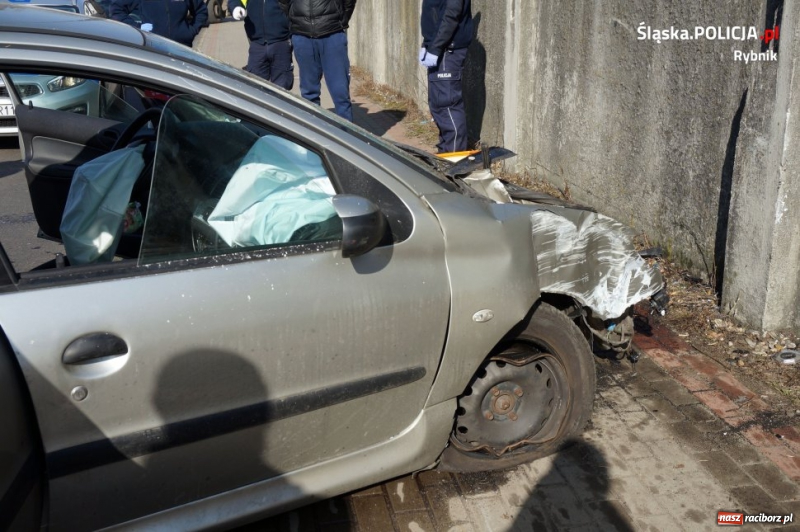Zdjęcie w galerii na portalu naszraciborz.pl: Policyjny pościg ulicami Rybnika wiadomości z regionu