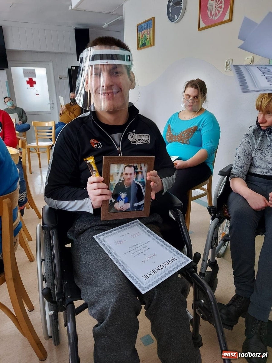 Zdjęcie w galerii na portalu naszraciborz.pl: Mój Anioł Stróż - konkurs w Warsztacie Terapii Zajęciowej wiadomości z regionu