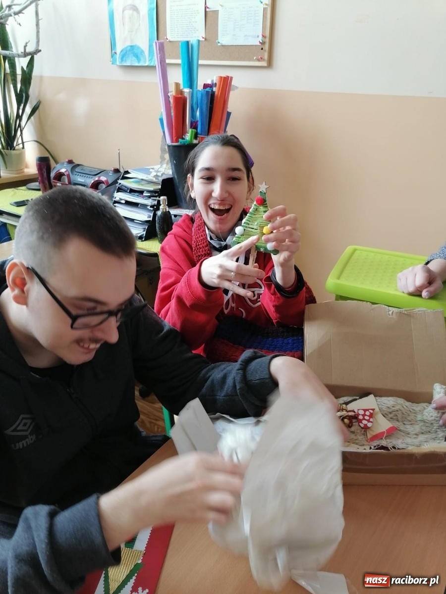 Zdjęcie w galerii na portalu naszraciborz.pl: Wyznaczanie dróg ku integracji. Uczniowie Zespołu Szkół Specjalnych w Erasmus+ wiadomości z regionu