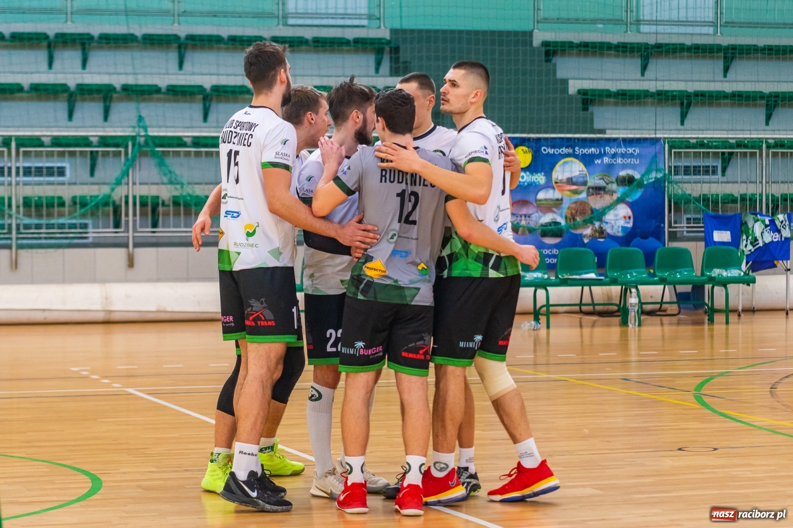Zdjęcie w galerii na portalu naszraciborz.pl: Waleczna postawa to za mało. Siatkarze Rafako z jednym punktem [FOTO i WIDEO] wiadomości z regionu