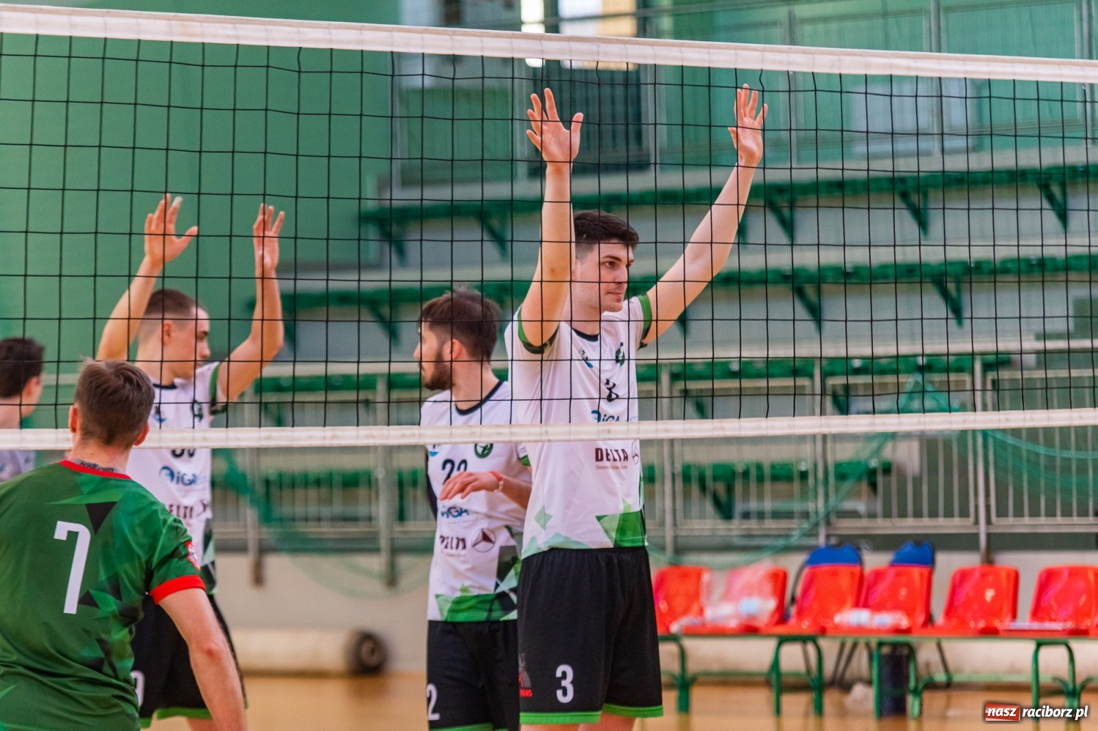 Zdjęcie w galerii na portalu naszraciborz.pl: Waleczna postawa to za mało. Siatkarze Rafako z jednym punktem [FOTO i WIDEO] wiadomości z regionu