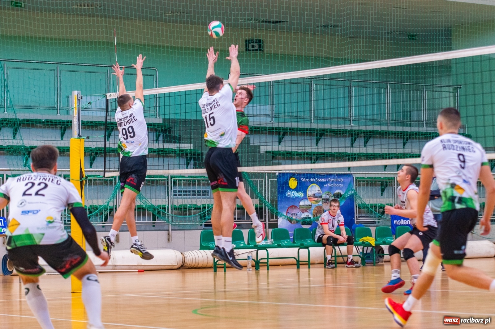 Zdjęcie w galerii na portalu naszraciborz.pl: Waleczna postawa to za mało. Siatkarze Rafako z jednym punktem [FOTO i WIDEO] wiadomości z regionu