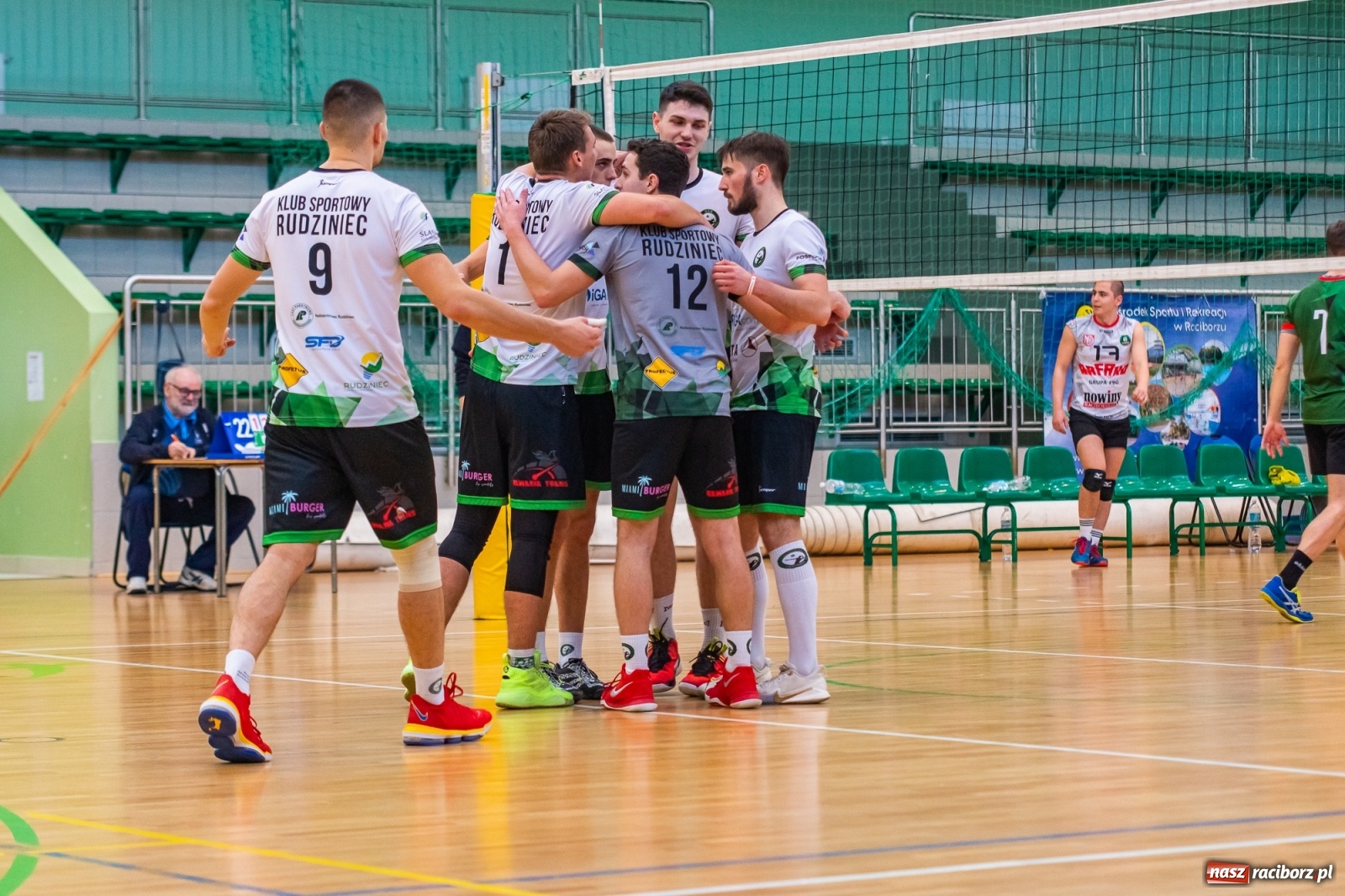Zdjęcie w galerii na portalu naszraciborz.pl: Waleczna postawa to za mało. Siatkarze Rafako z jednym punktem [FOTO i WIDEO] wiadomości z regionu