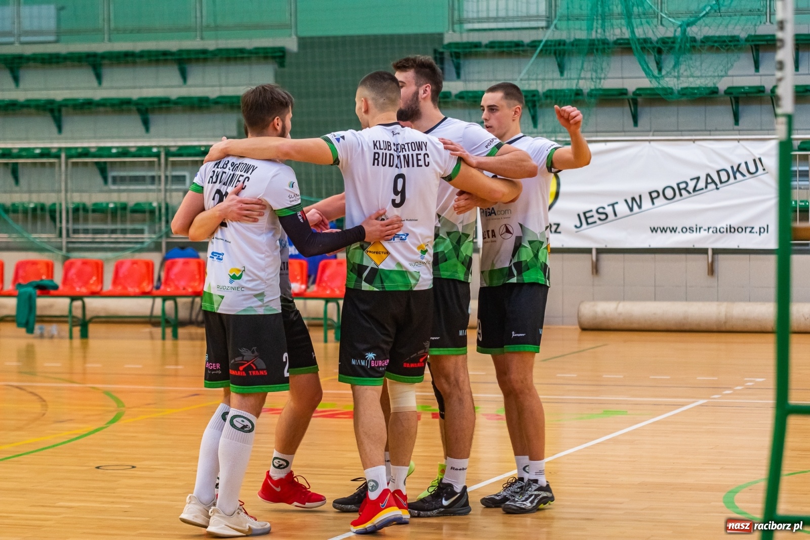 Zdjęcie w galerii na portalu naszraciborz.pl: Waleczna postawa to za mało. Siatkarze Rafako z jednym punktem [FOTO i WIDEO] wiadomości z regionu