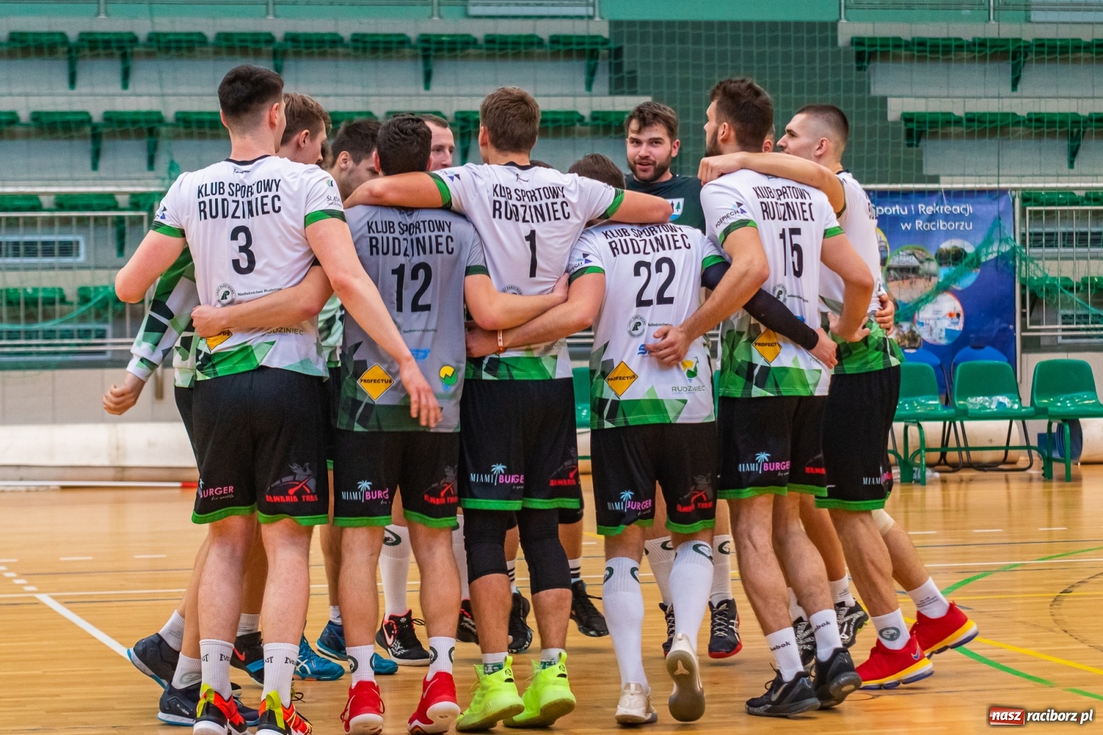 Zdjęcie w galerii na portalu naszraciborz.pl: Waleczna postawa to za mało. Siatkarze Rafako z jednym punktem [FOTO i WIDEO] wiadomości z regionu