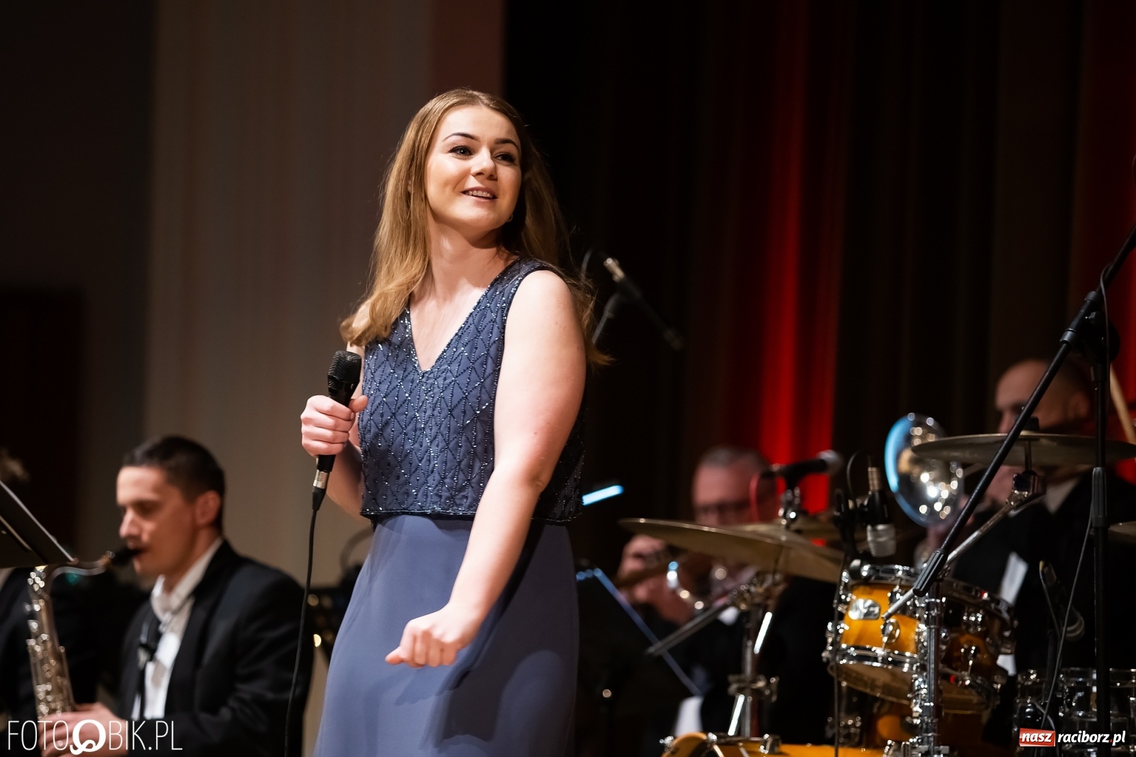 Zdjęcie w galerii na portalu naszraciborz.pl: Koncert orkiestry Kurcbend na Dzień Kobiet [FOTO i WIDEO] wiadomości z regionu