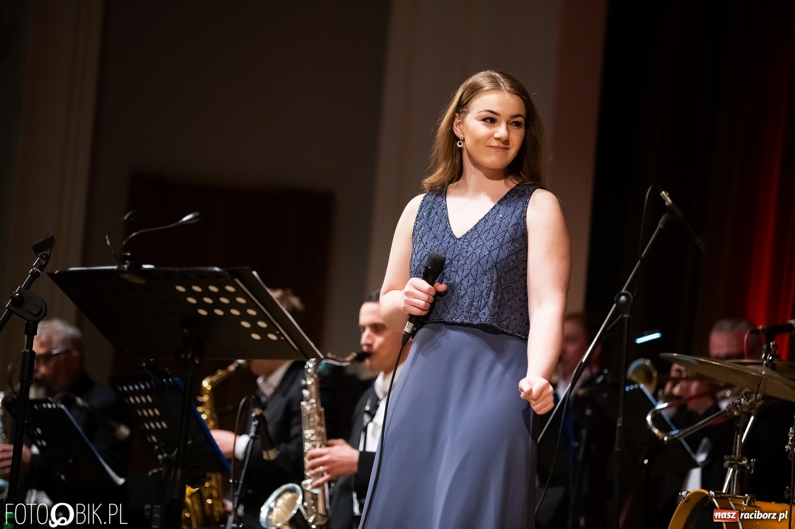 Zdjęcie w galerii na portalu naszraciborz.pl: Koncert orkiestry Kurcbend na Dzień Kobiet [FOTO i WIDEO] wiadomości z regionu