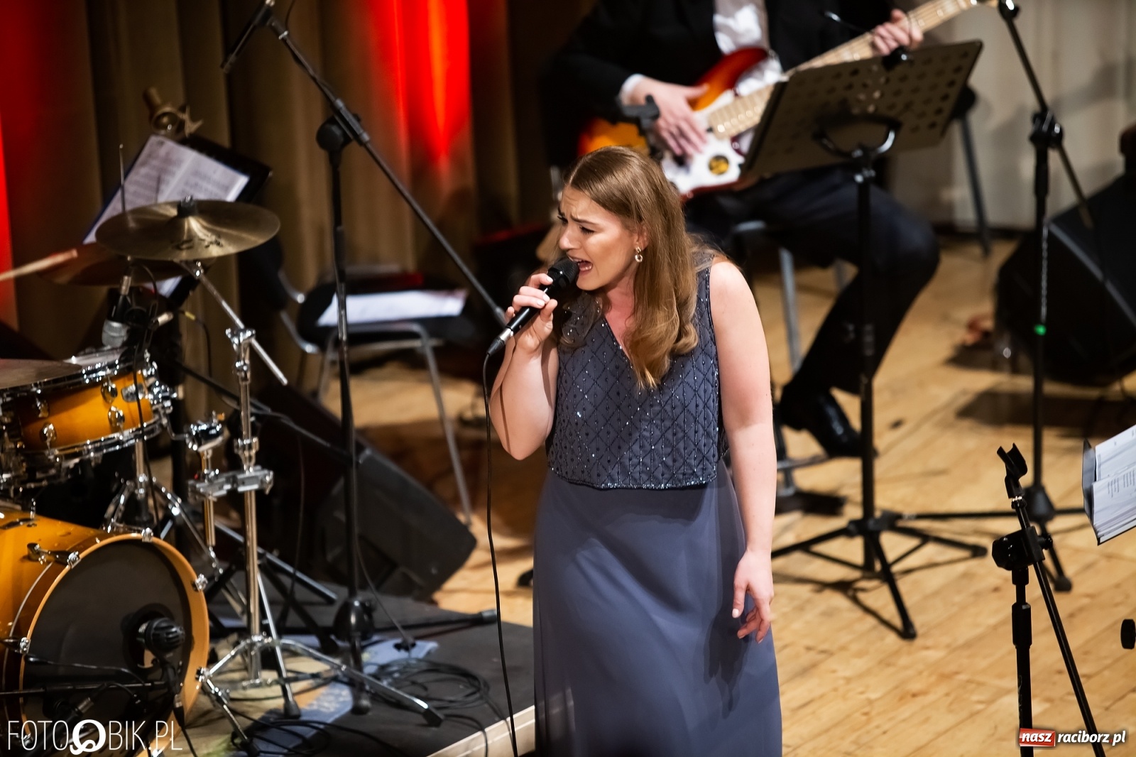 Zdjęcie w galerii na portalu naszraciborz.pl: Koncert orkiestry Kurcbend na Dzień Kobiet [FOTO i WIDEO] wiadomości z regionu