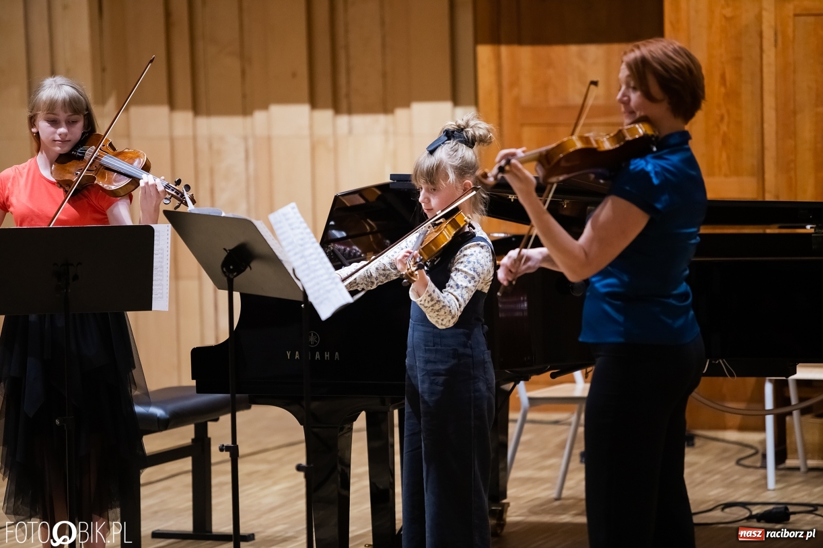 Zdjęcie w galerii na portalu naszraciborz.pl: Szkoła muzyczna zaprosiła na koncert z okazji Dnia Kobiet wiadomości z regionu