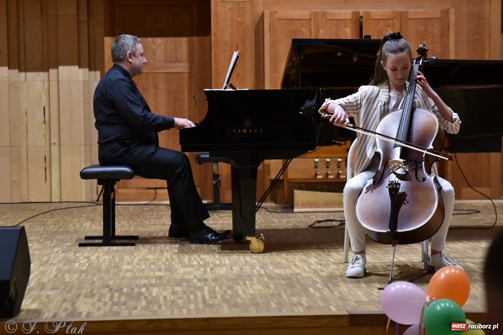 Zdjęcie w galerii na portalu naszraciborz.pl: Szkoła muzyczna zaprosiła na koncert z okazji Dnia Kobiet wiadomości z regionu