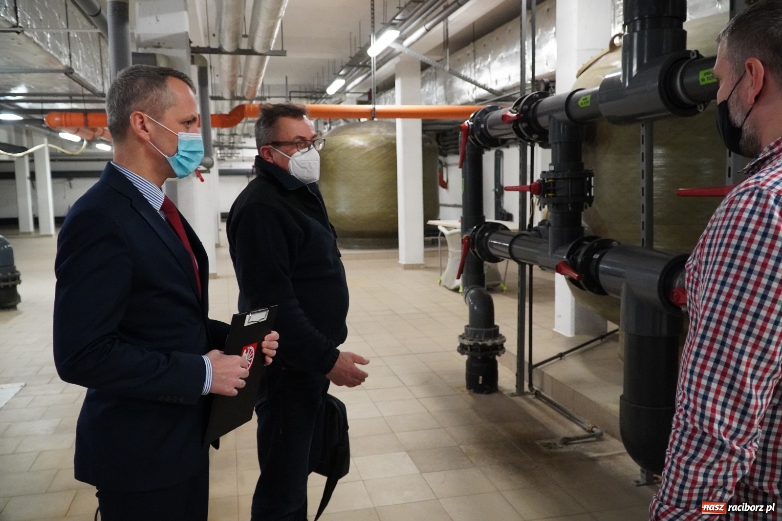 Zdjęcie w galerii na portalu naszraciborz.pl: Plac budowy przekazany. Rusza naprawa H2Ostróg wiadomości z regionu