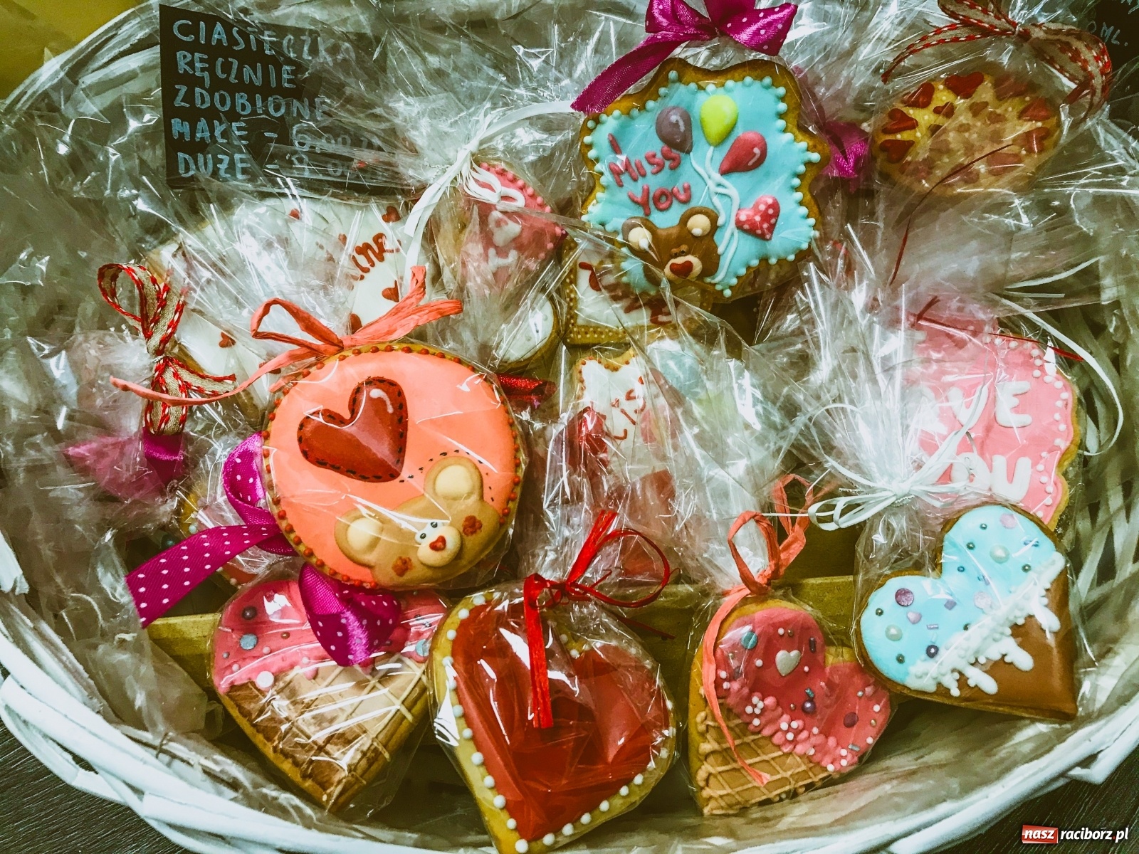 Zdjęcie w galerii na portalu naszraciborz.pl: Sery, makarony, mąka do pizzy, wielkanocne słodkości - nowości w sklepie Antonio Cadau wiadomości z regionu