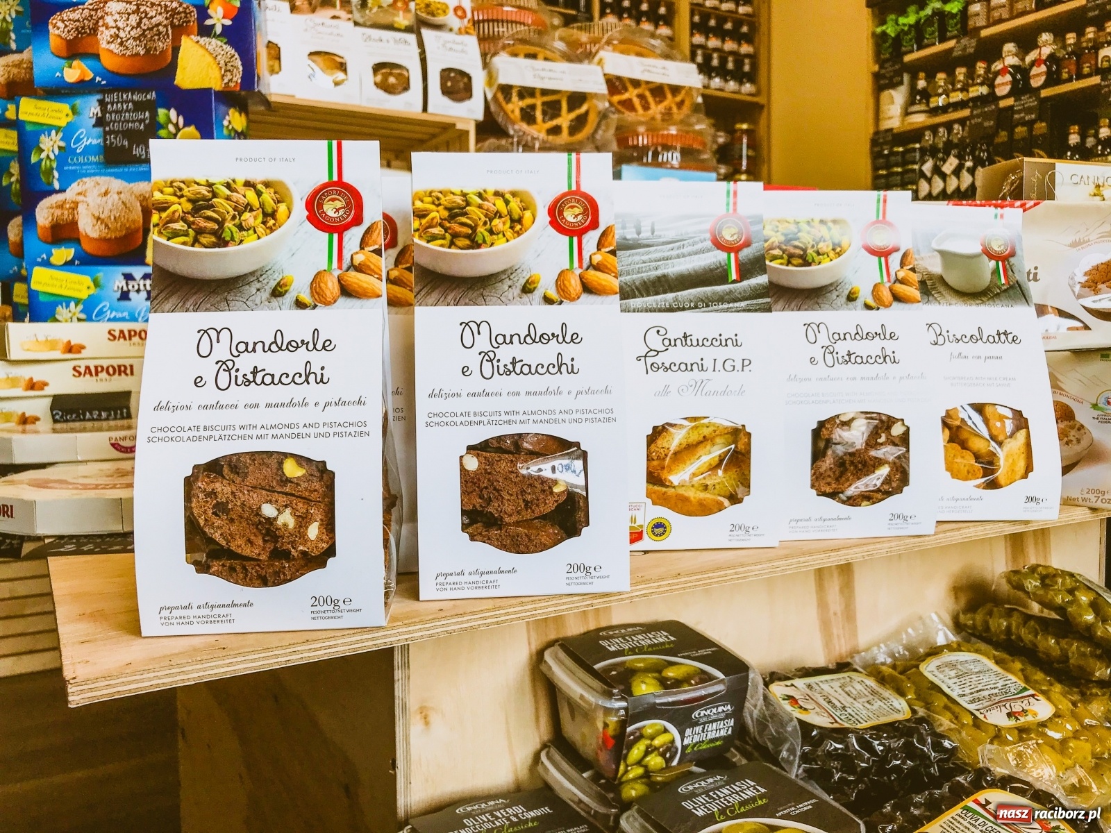 Zdjęcie w galerii na portalu naszraciborz.pl: Sery, makarony, mąka do pizzy, wielkanocne słodkości - nowości w sklepie Antonio Cadau wiadomości z regionu