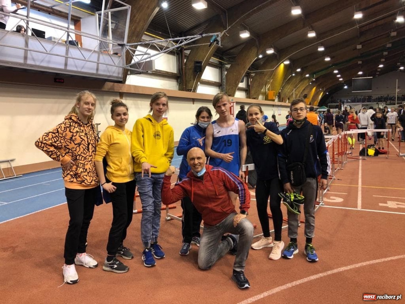 Zdjęcie w galerii na portalu naszraciborz.pl: Halowe Mistrzostwa Śląska U16 i U14 – sukcesy raciborzan wiadomości z regionu
