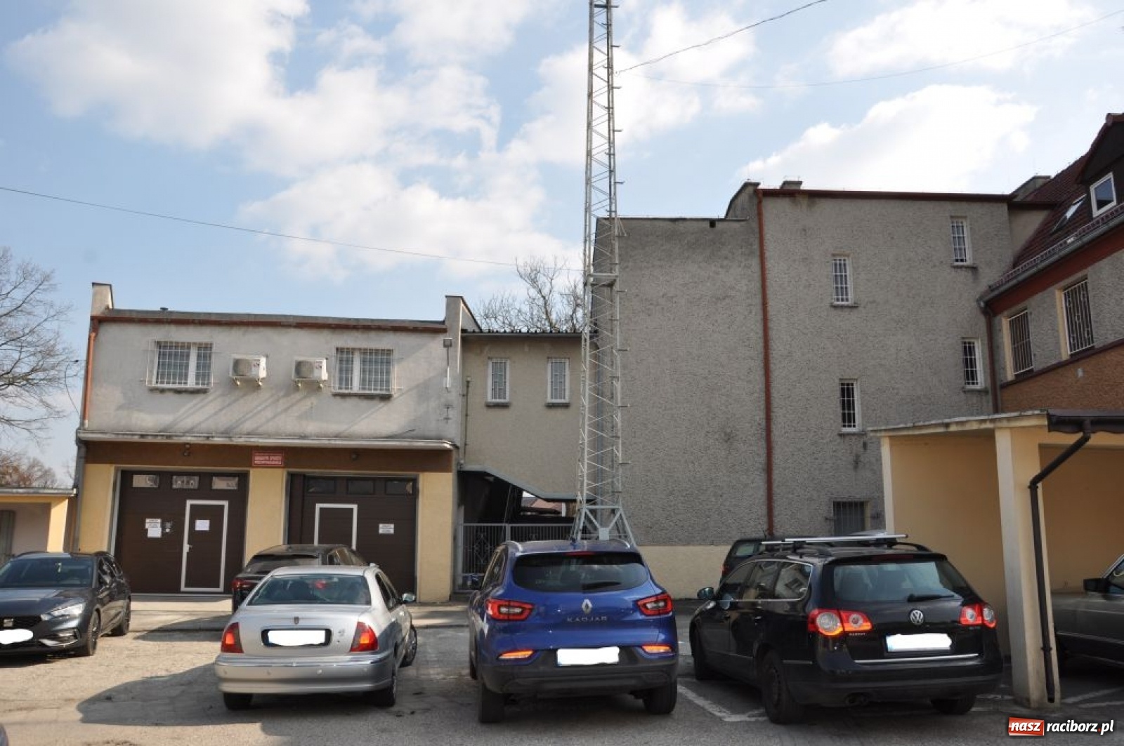 Zdjęcie w galerii na portalu naszraciborz.pl: Kuźnia Raciborska. Ruszają remonty budynków miejskich wiadomości z regionu