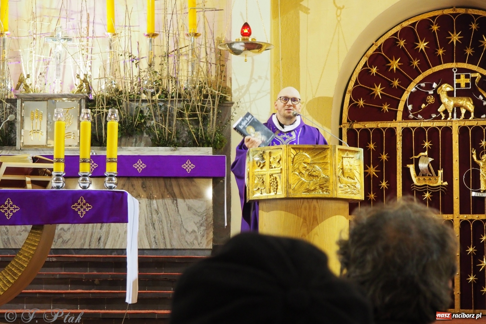 Zdjęcie w galerii na portalu naszraciborz.pl: Niezwykła monstrancja w kościele NSPJ [FOTO] wiadomości z regionu