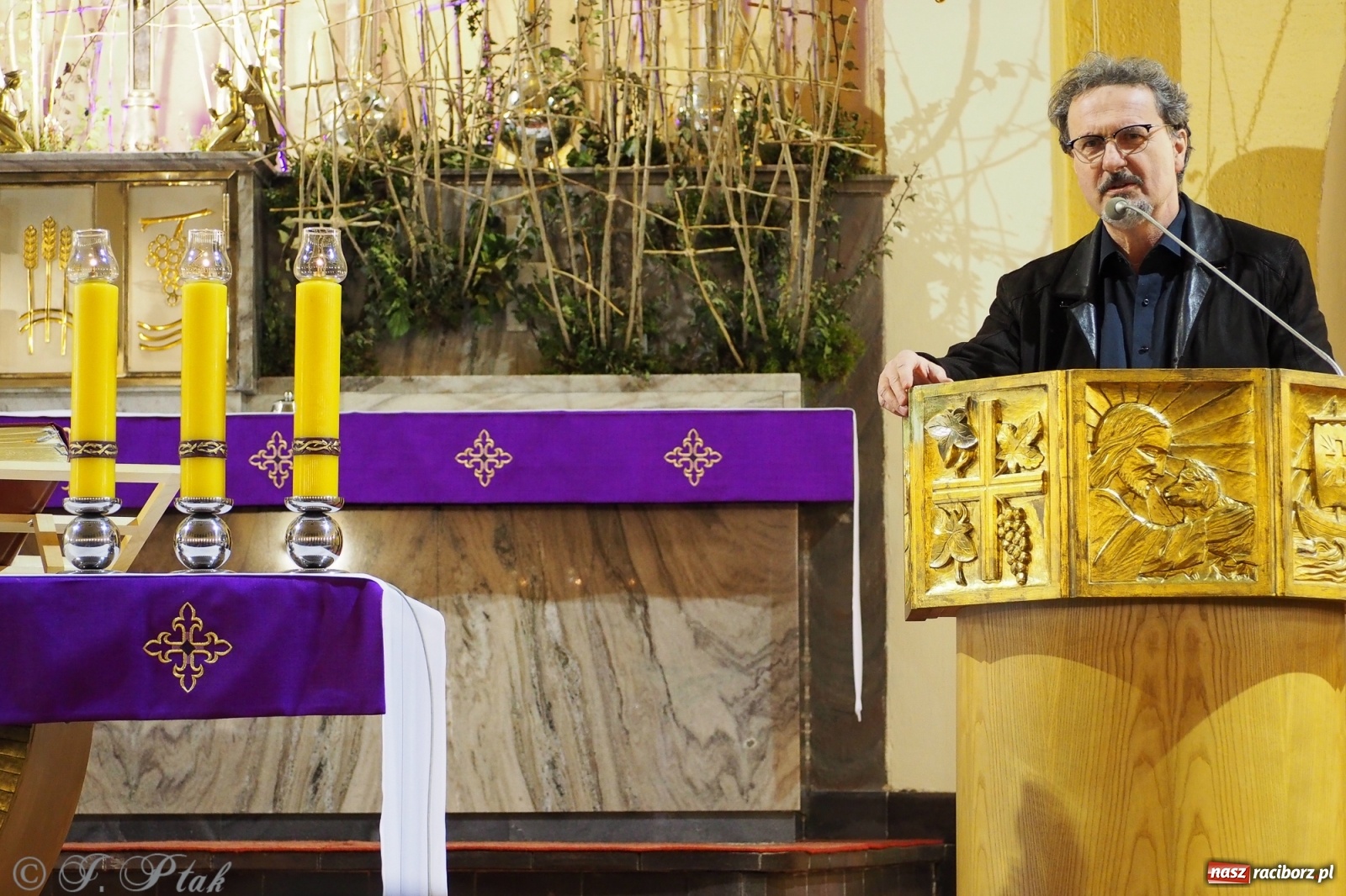 Zdjęcie w galerii na portalu naszraciborz.pl: Niezwykła monstrancja w kościele NSPJ [FOTO] wiadomości z regionu