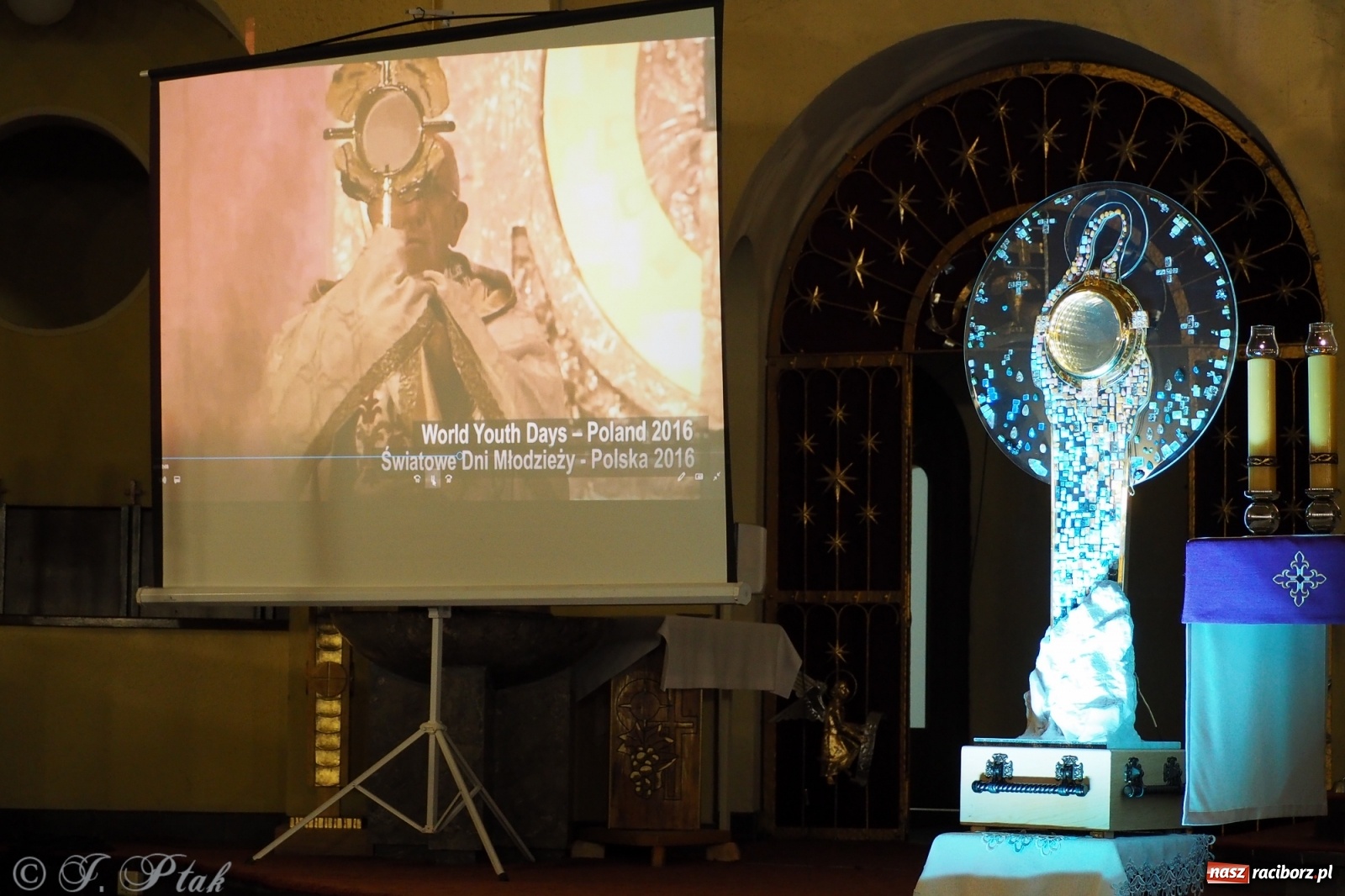 Zdjęcie w galerii na portalu naszraciborz.pl: Niezwykła monstrancja w kościele NSPJ [FOTO] wiadomości z regionu