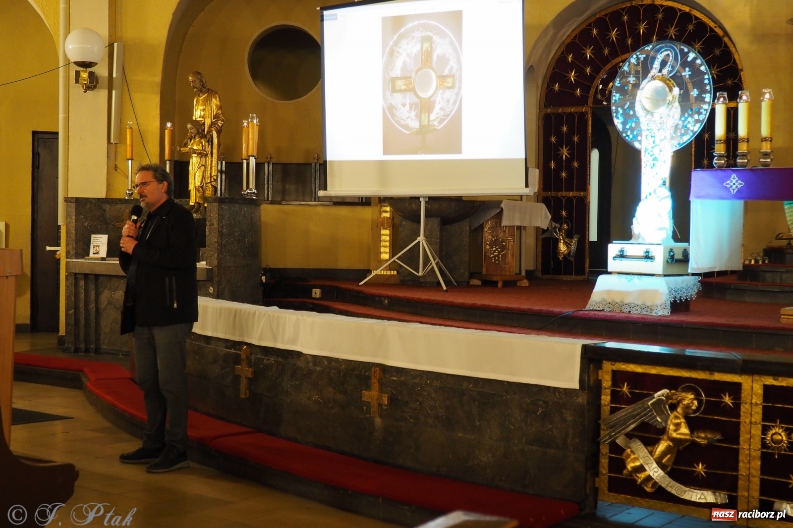 Zdjęcie w galerii na portalu naszraciborz.pl: Niezwykła monstrancja w kościele NSPJ [FOTO] wiadomości z regionu