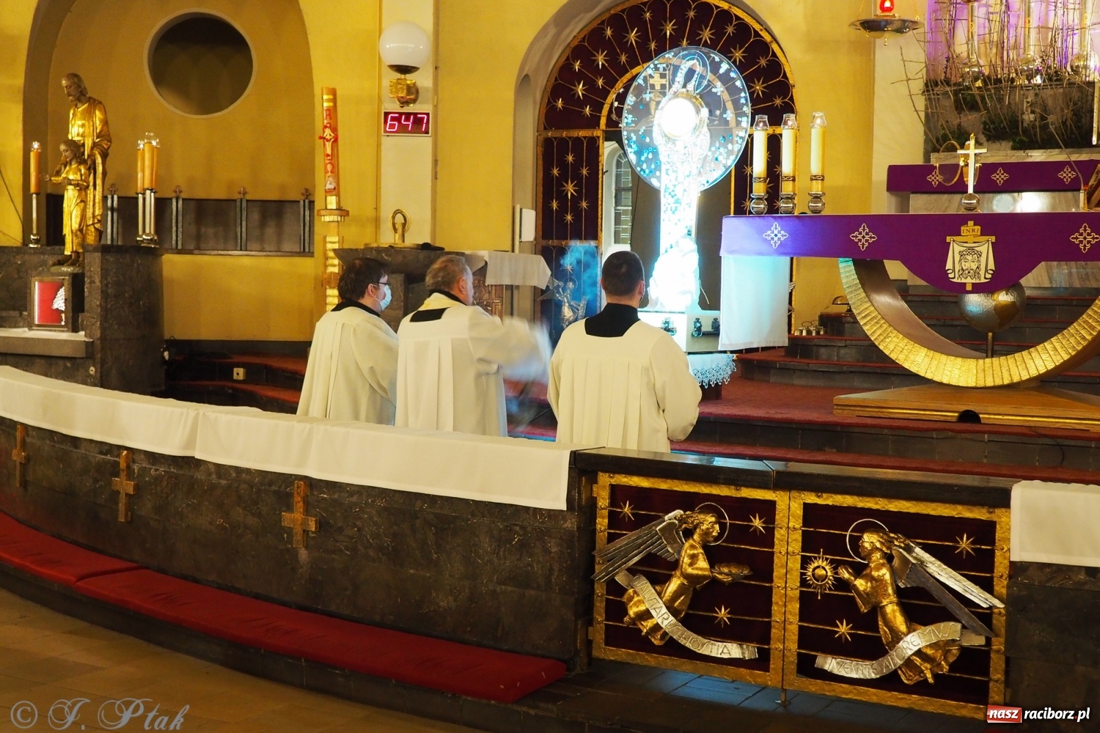 Zdjęcie w galerii na portalu naszraciborz.pl: Niezwykła monstrancja w kościele NSPJ [FOTO] wiadomości z regionu