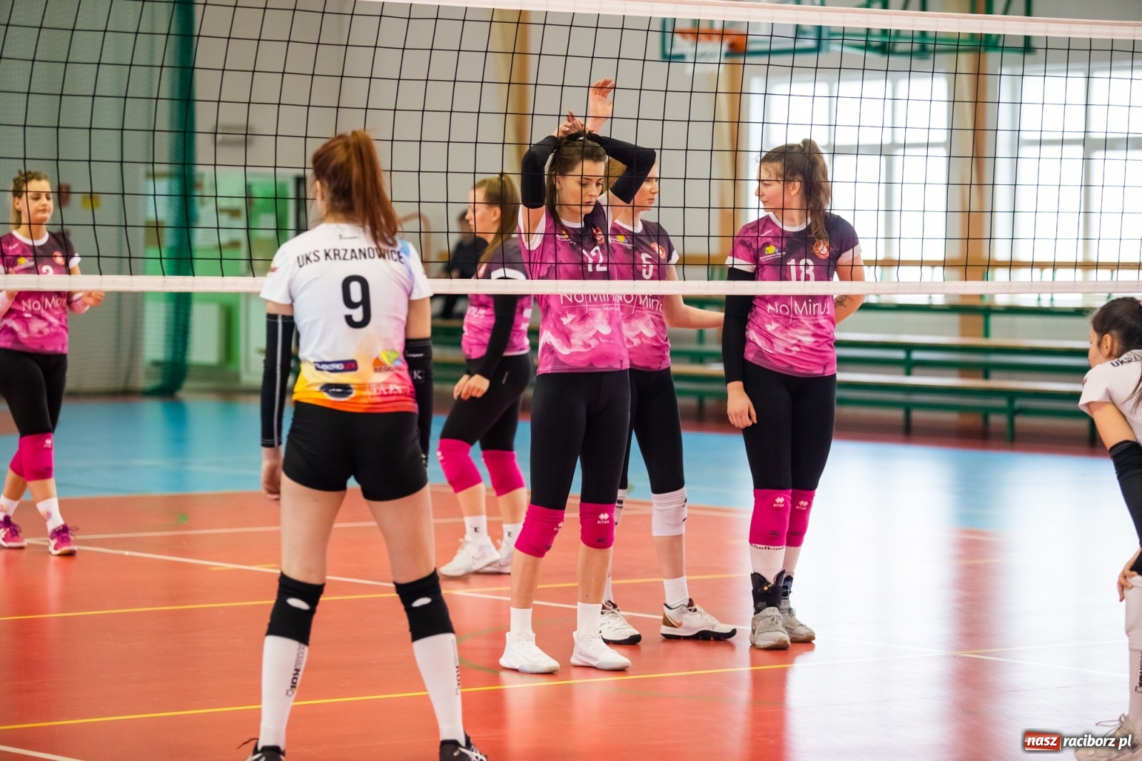 Zdjęcie w galerii na portalu naszraciborz.pl: Siatkówka. Wyrównany bój Krzanowic z Michałkowicami [FOTO] wiadomości z regionu