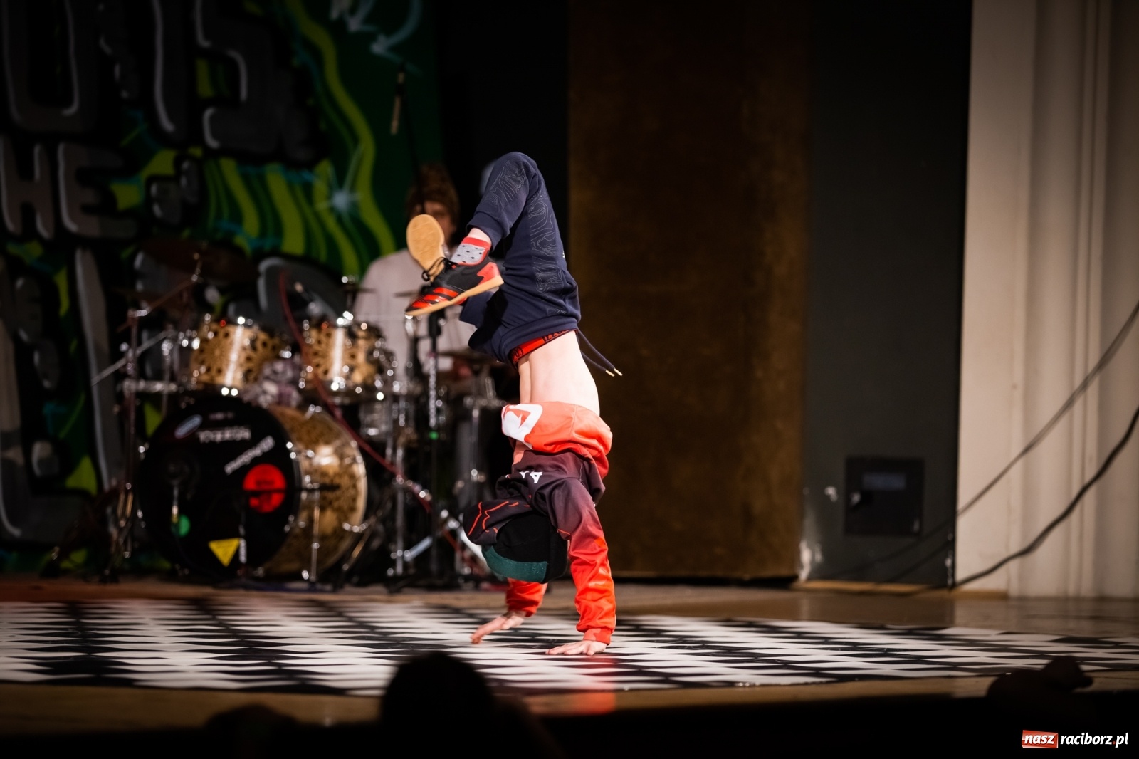 Zdjęcie w galerii na portalu naszraciborz.pl: Ogólnopolskie zawody breakingowe w RCK wiadomości z regionu