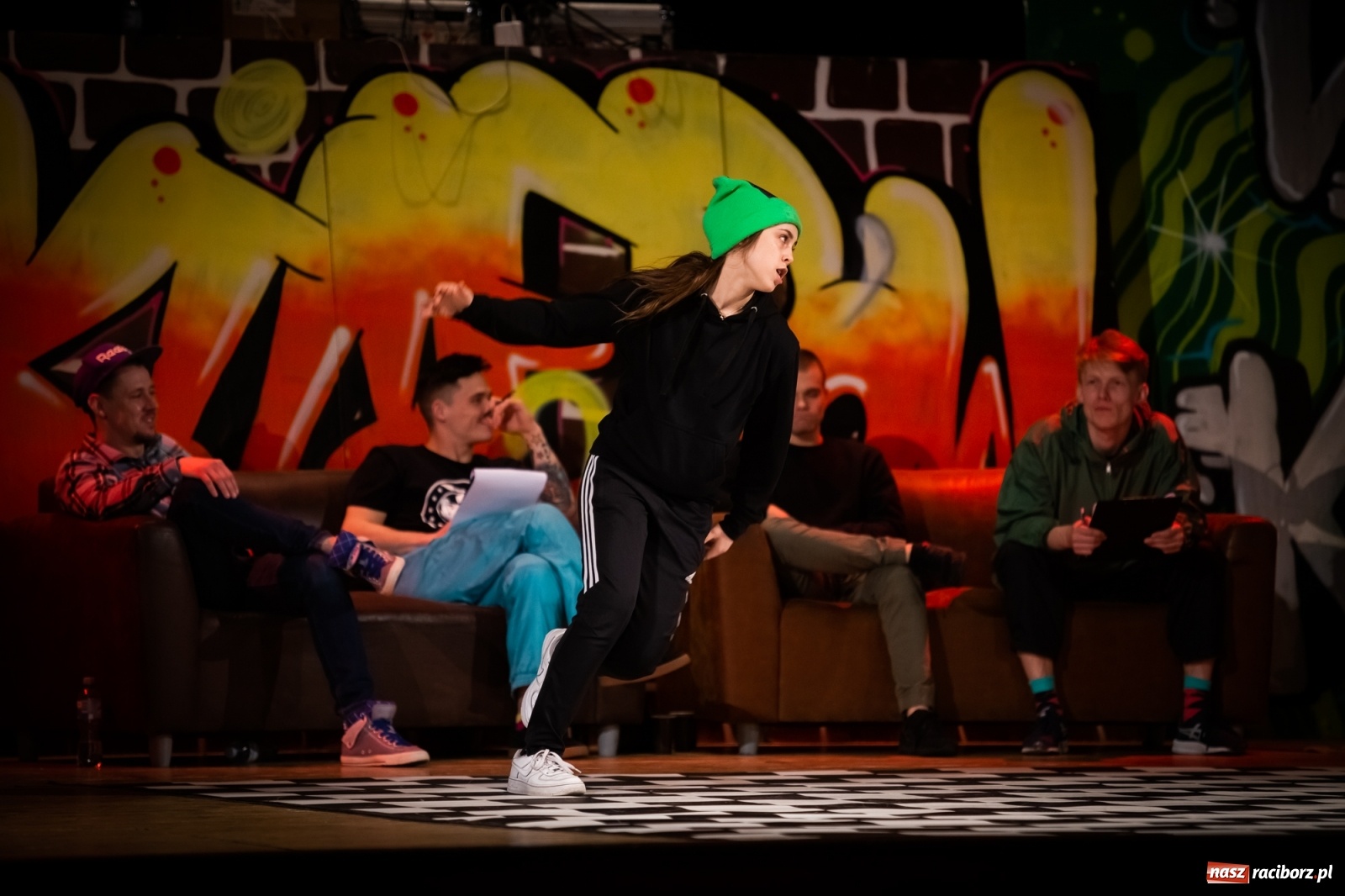 Zdjęcie w galerii na portalu naszraciborz.pl: Ogólnopolskie zawody breakingowe w RCK wiadomości z regionu