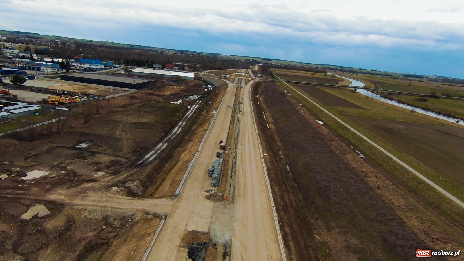 Zdjęcie w galerii na portalu naszraciborz.pl: Raport z budowy wschodniej obwodnicy [FOTO, WIDEO] wiadomości z regionu
