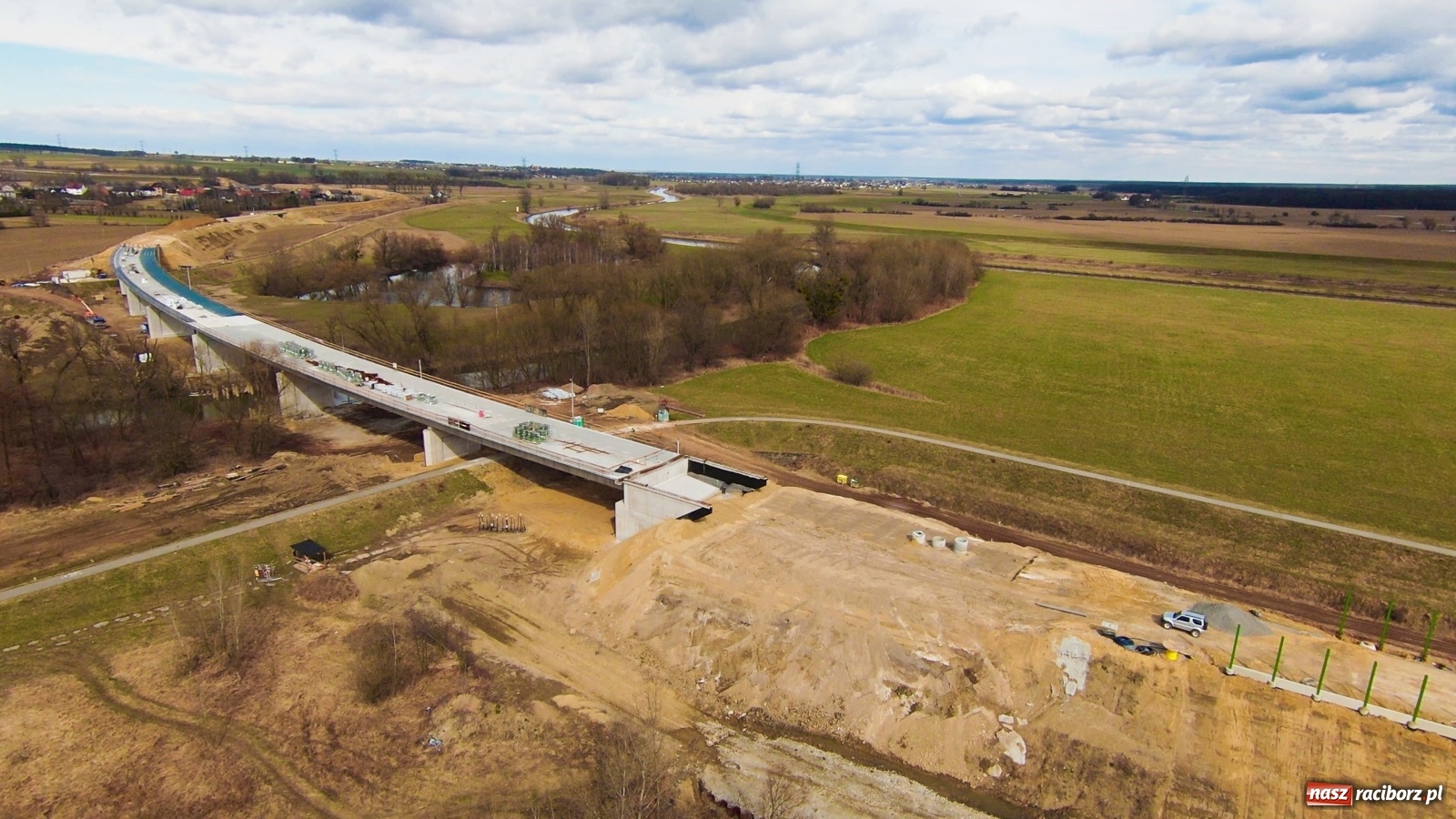 Zdjęcie w galerii na portalu naszraciborz.pl: Raport z budowy wschodniej obwodnicy [FOTO, WIDEO] wiadomości z regionu
