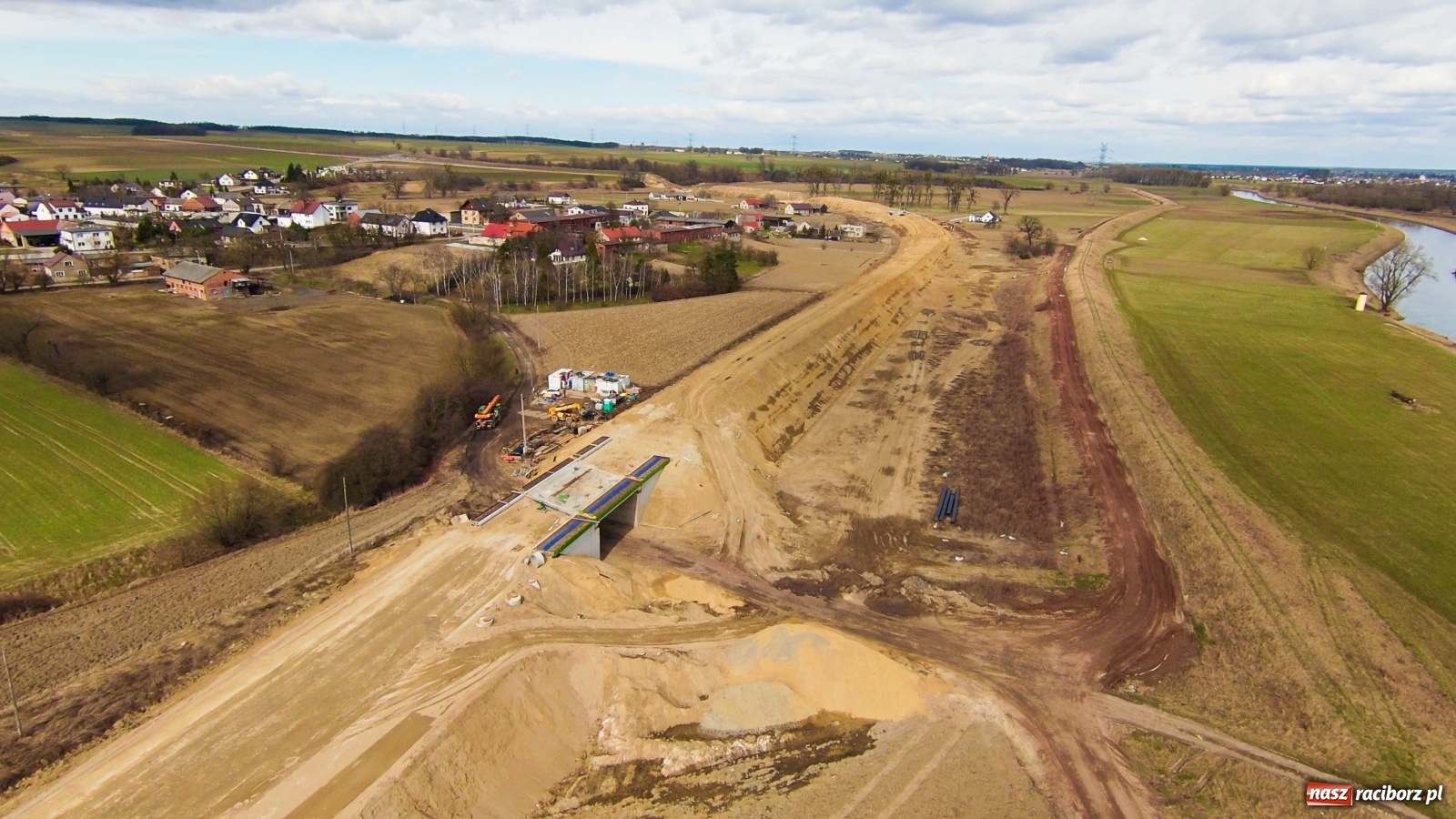 Zdjęcie w galerii na portalu naszraciborz.pl: Raport z budowy wschodniej obwodnicy [FOTO, WIDEO] wiadomości z regionu