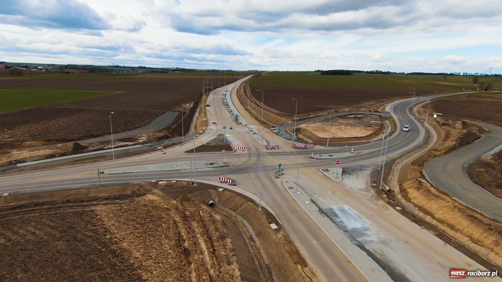 Zdjęcie w galerii na portalu naszraciborz.pl: Raport z budowy wschodniej obwodnicy [FOTO, WIDEO] wiadomości z regionu