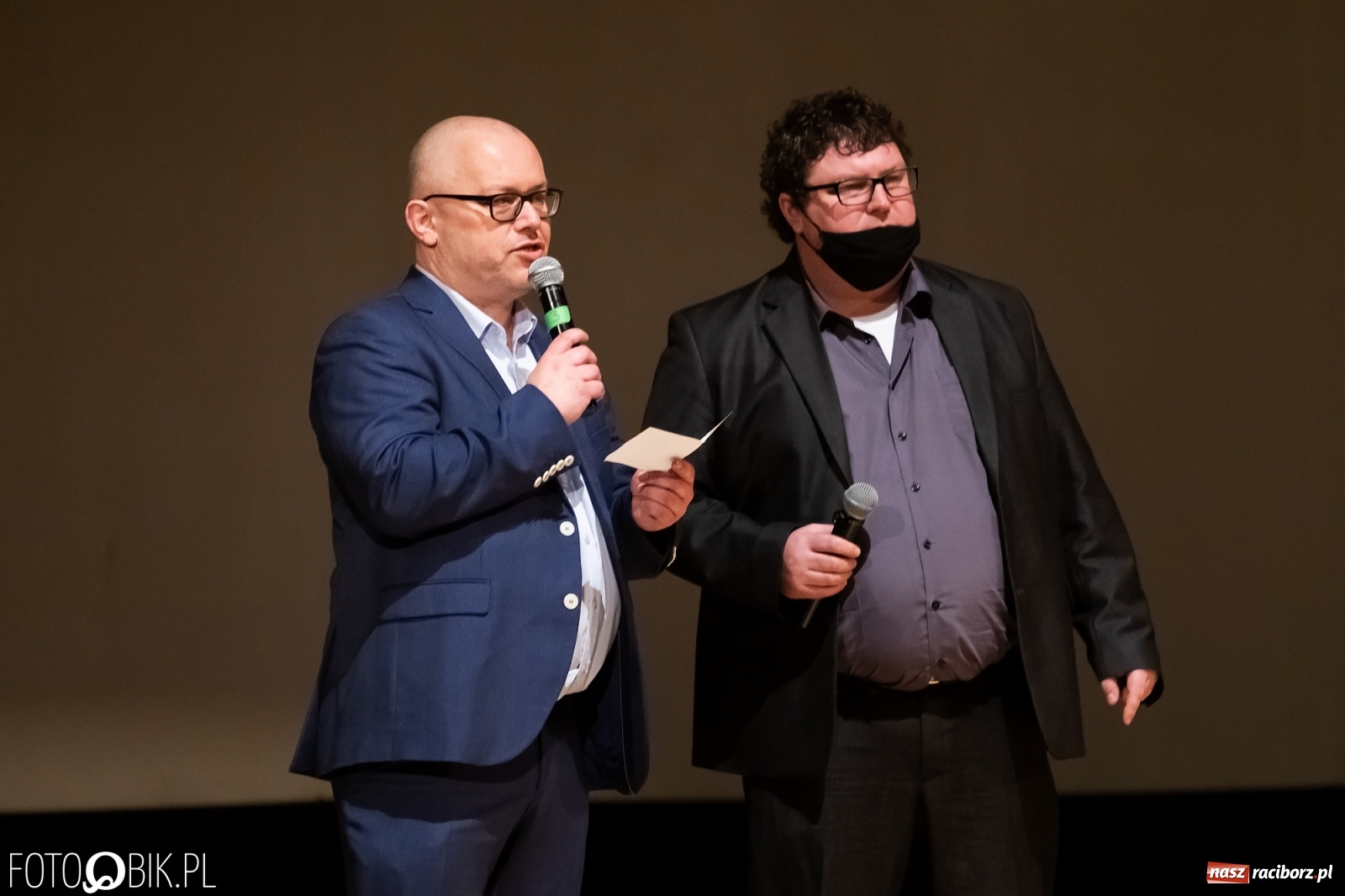 Zdjęcie w galerii na portalu naszraciborz.pl: In Memoriam. Szczypiński i Mitręga udostępnili nowy film w YouTube wiadomości z regionu