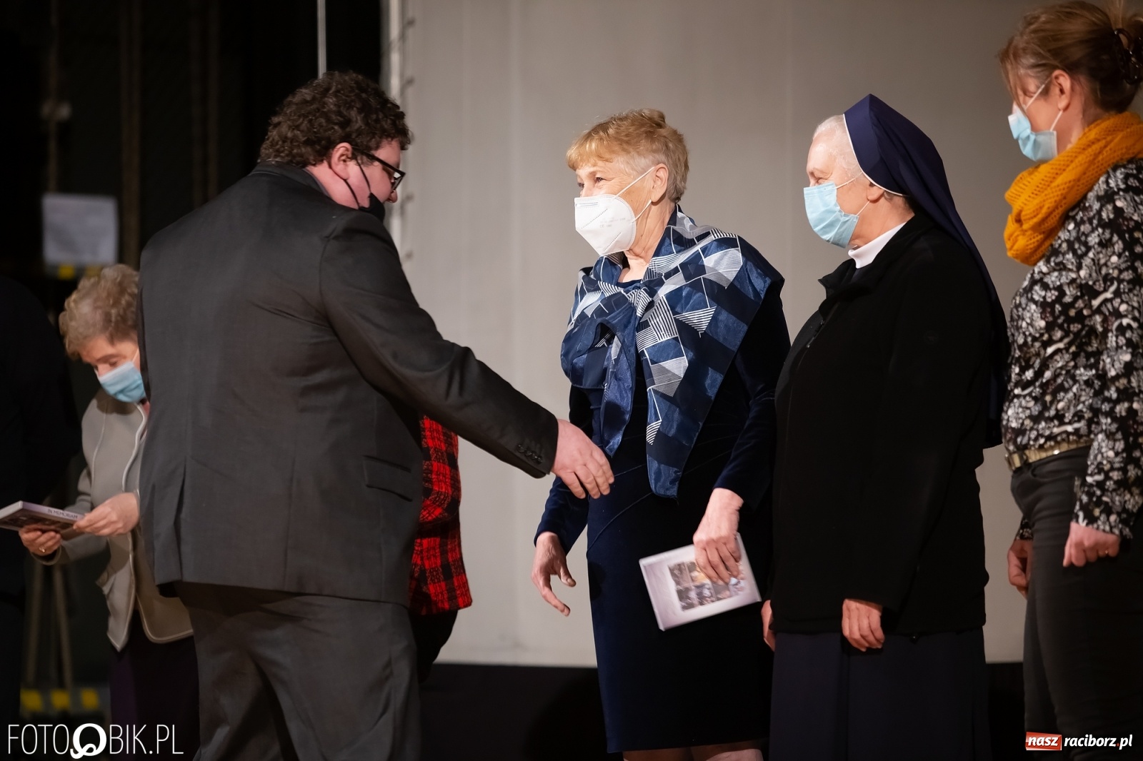 Zdjęcie w galerii na portalu naszraciborz.pl: In Memoriam. Szczypiński i Mitręga udostępnili nowy film w YouTube wiadomości z regionu