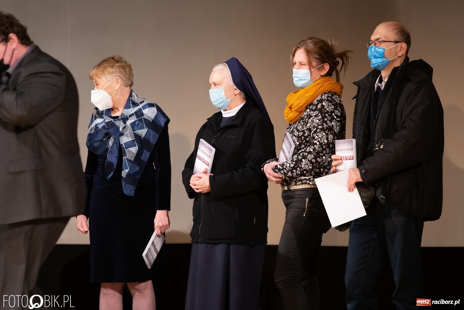 Zdjęcie w galerii na portalu naszraciborz.pl: In Memoriam. Szczypiński i Mitręga udostępnili nowy film w YouTube wiadomości z regionu