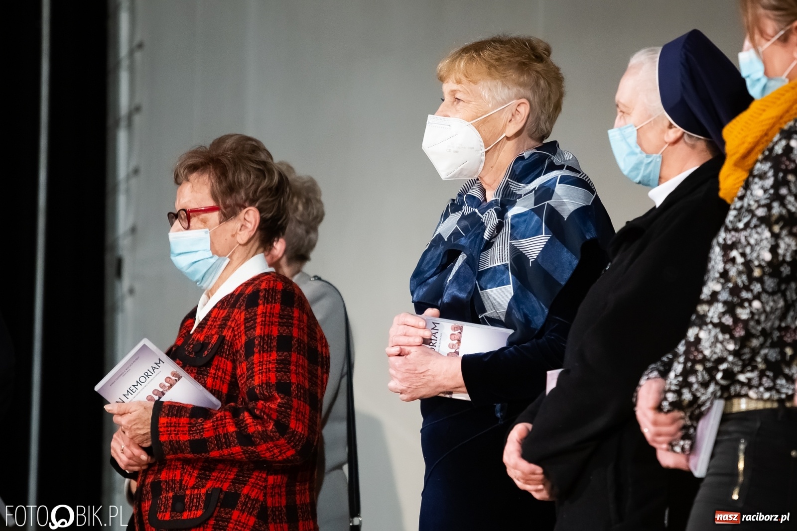 Zdjęcie w galerii na portalu naszraciborz.pl: In Memoriam. Szczypiński i Mitręga udostępnili nowy film w YouTube wiadomości z regionu