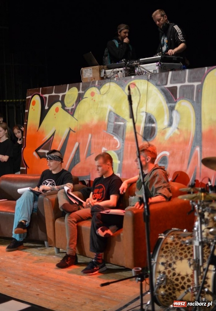 Zdjęcie w galerii na portalu naszraciborz.pl: Blisko stu uczestników BREAK THE TASK w Raciborzu wiadomości z regionu