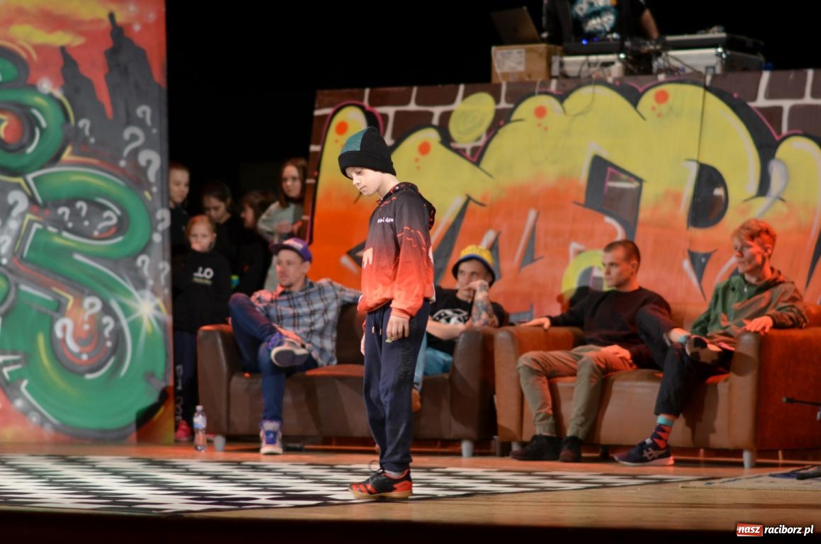 Zdjęcie w galerii na portalu naszraciborz.pl: Blisko stu uczestników BREAK THE TASK w Raciborzu wiadomości z regionu