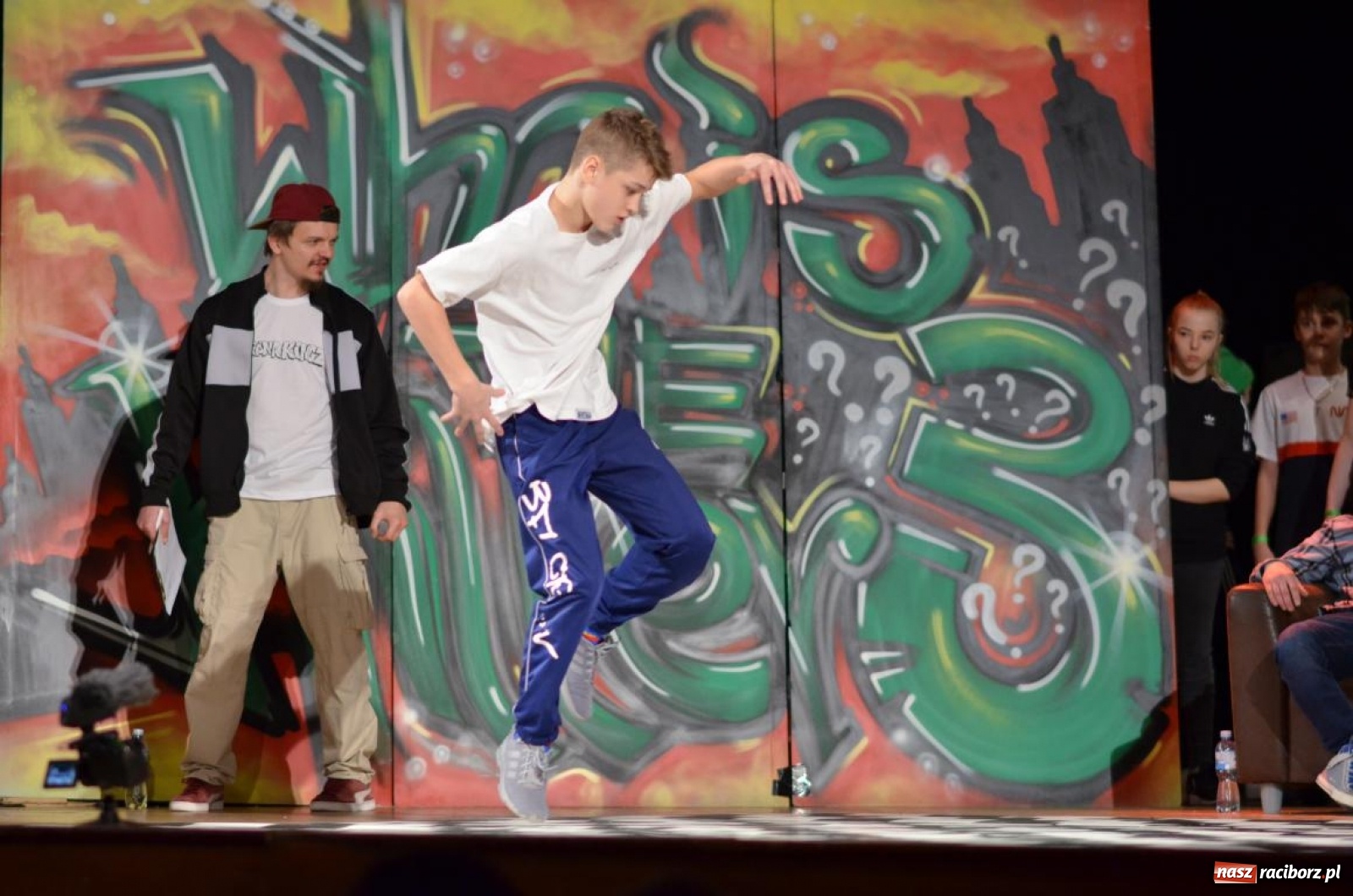 Zdjęcie w galerii na portalu naszraciborz.pl: Blisko stu uczestników BREAK THE TASK w Raciborzu wiadomości z regionu