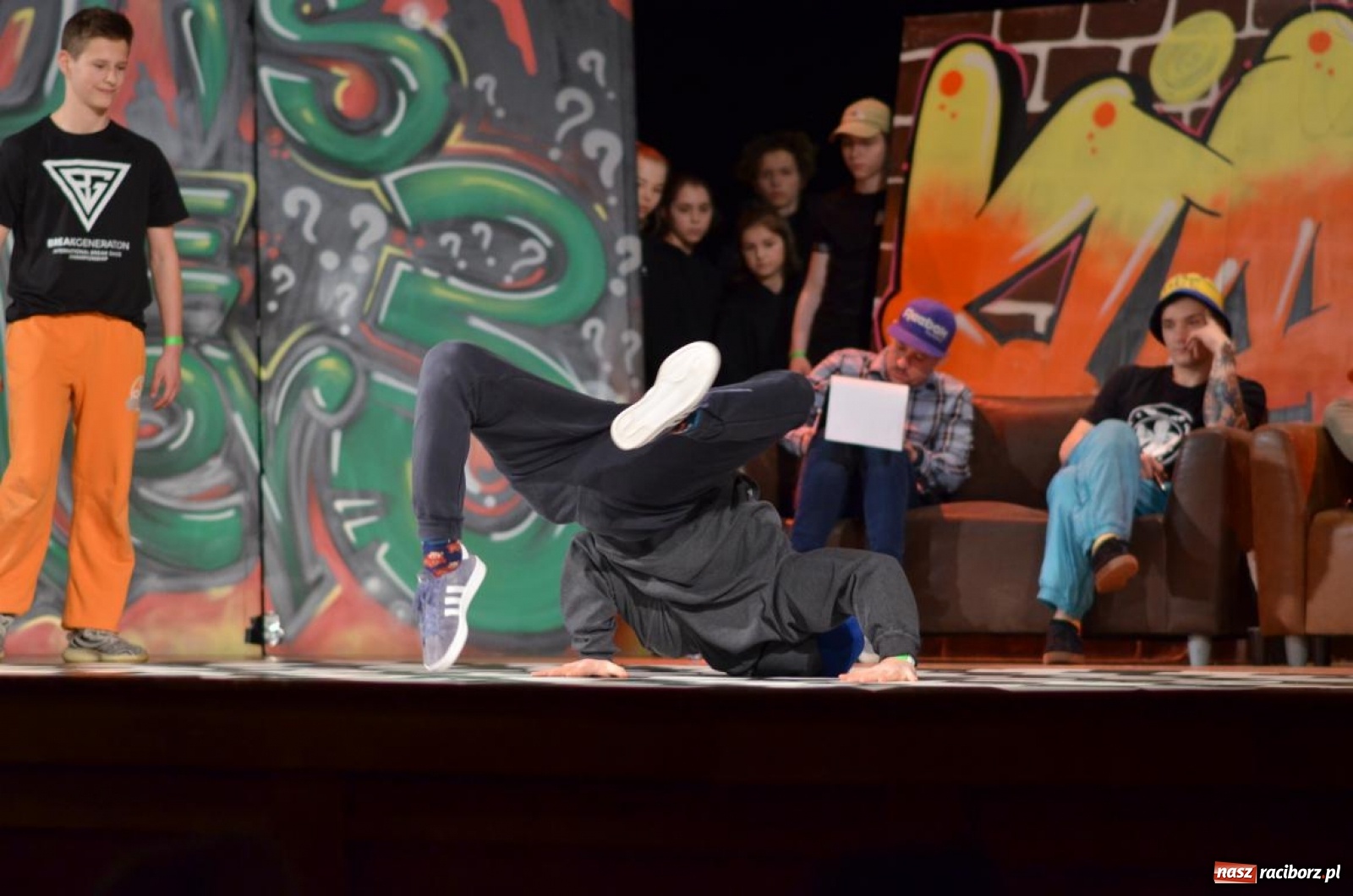 Zdjęcie w galerii na portalu naszraciborz.pl: Blisko stu uczestników BREAK THE TASK w Raciborzu wiadomości z regionu