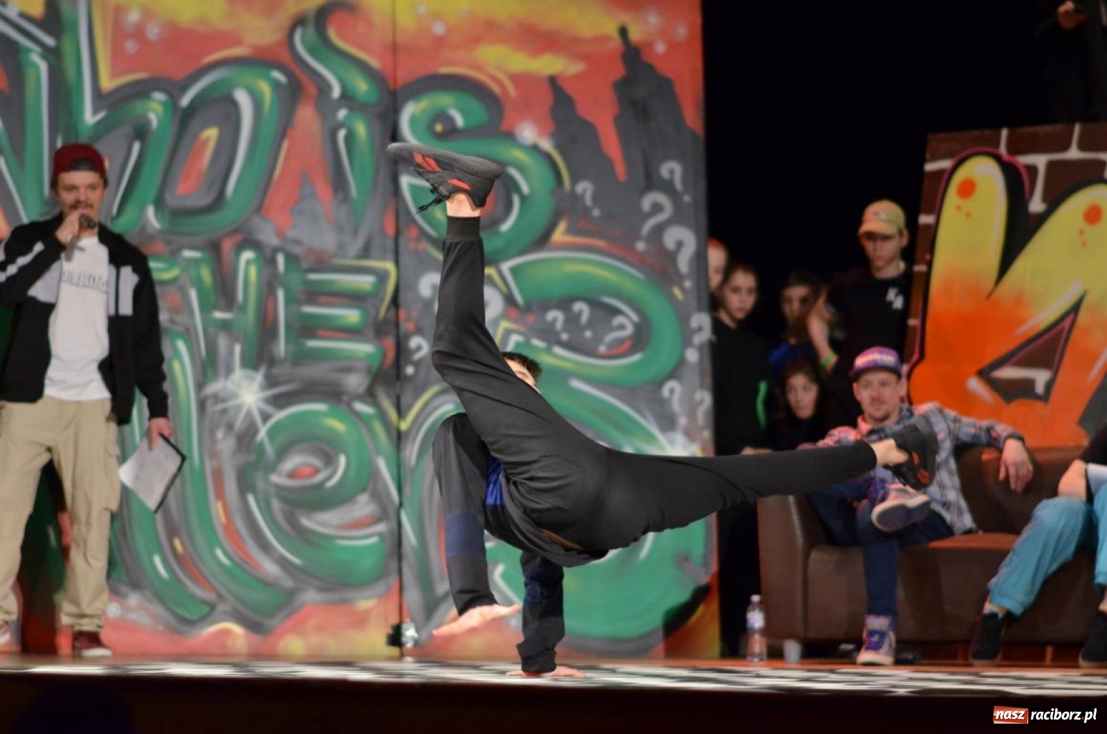 Zdjęcie w galerii na portalu naszraciborz.pl: Blisko stu uczestników BREAK THE TASK w Raciborzu wiadomości z regionu