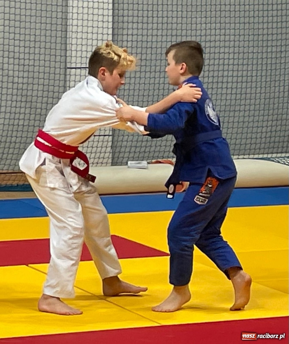 Zdjęcie w galerii na portalu naszraciborz.pl: Łamatorzy z Raciborza na podium w Katowicach wiadomości z regionu